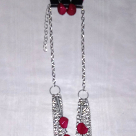๐๐ฒ4/$20. Ruby Red Stones, Necklace and Earrings Set. - Picture 3 of 5